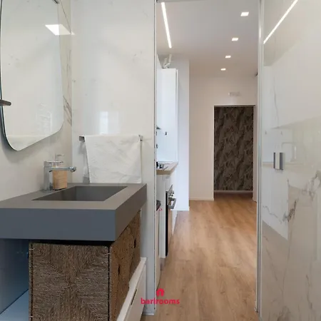 Terrace Apartment *